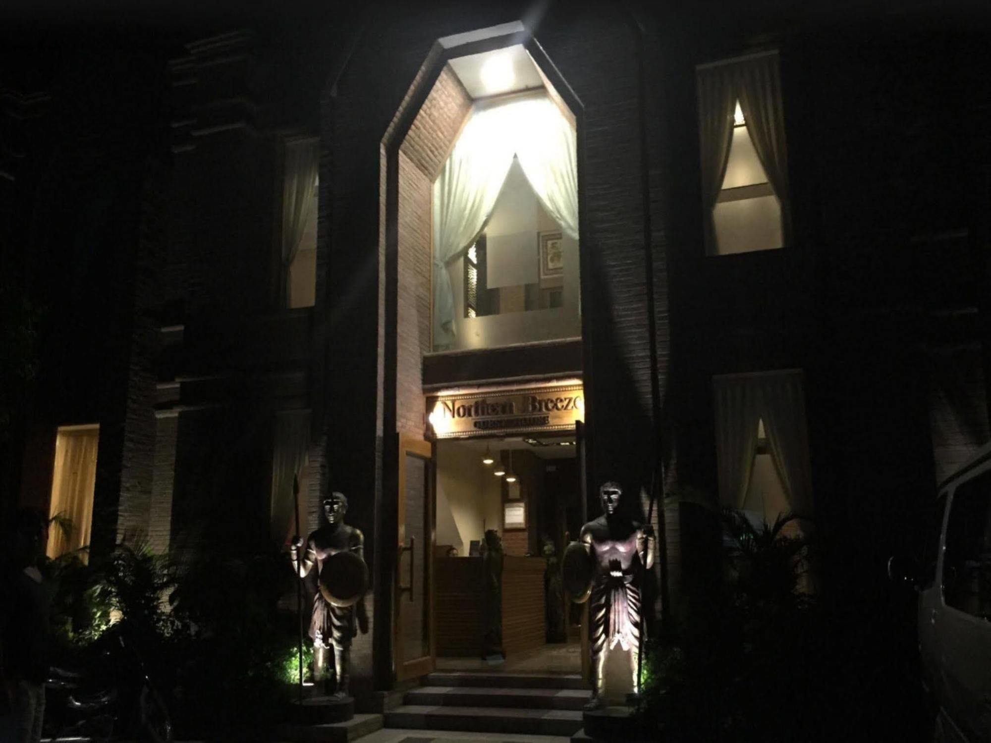 Northern Breeze Hotel Bagan Exteriör bild