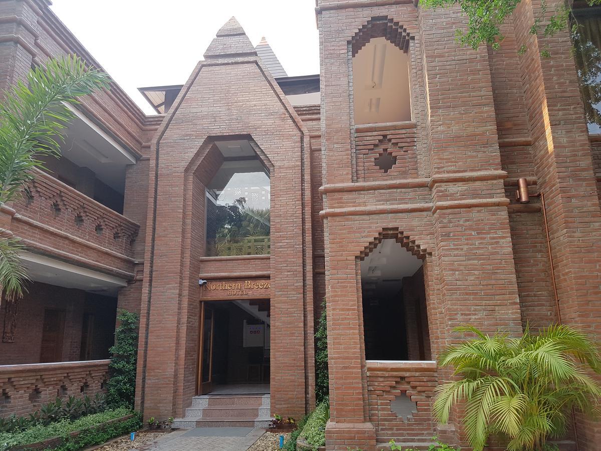 Northern Breeze Hotel Bagan Exteriör bild