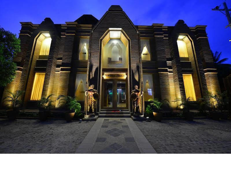 Northern Breeze Hotel Bagan Exteriör bild